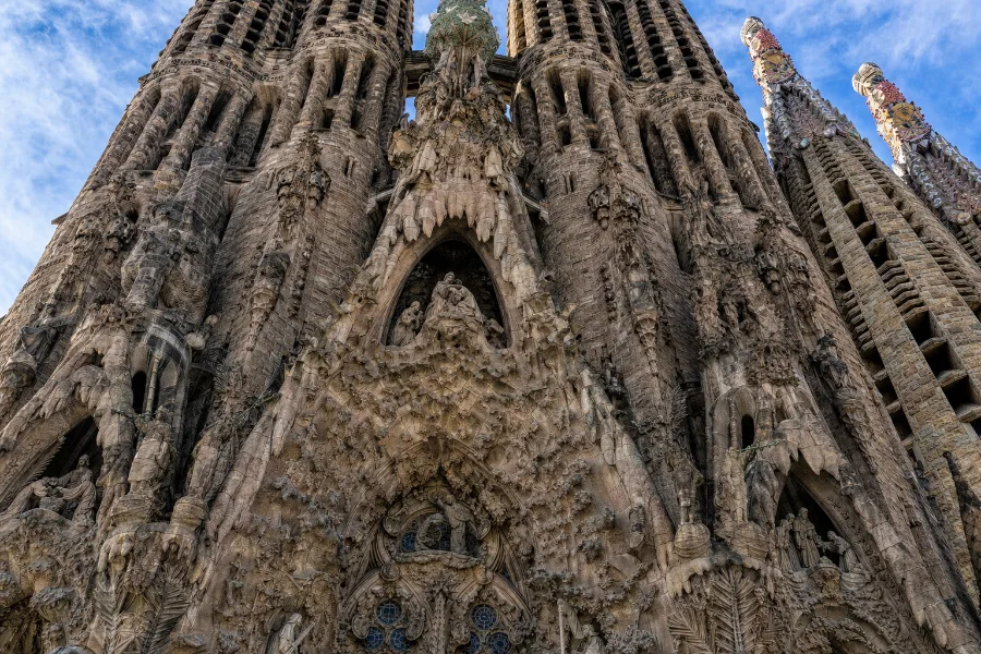 Sagrada Família in Spain — jigsaw puzzle picture